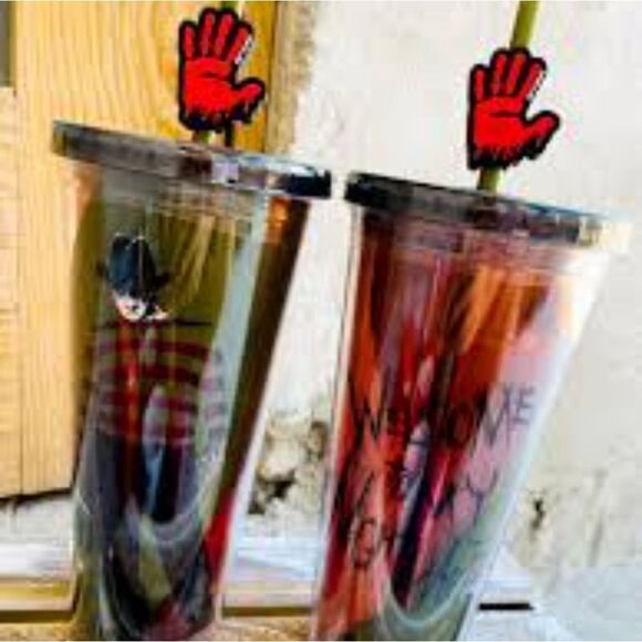 Silver Buffalo Nightmare On Elm Street Welcome To My Nightmare Tumbler & Straw - Picture 1 of 10